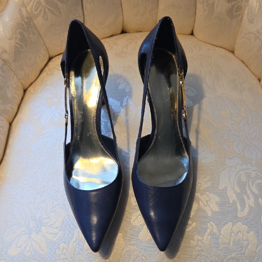 Ralph Lauren Elegant Navy Blue Leather Pumps SZ 8 - Worn Once